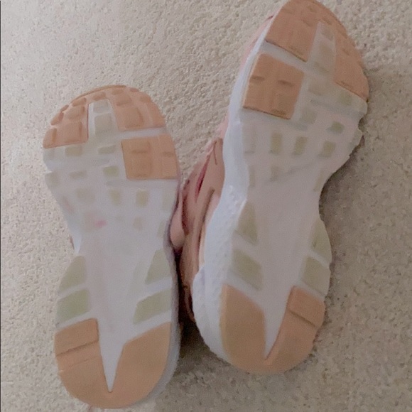 Huarache Run SE GS 'Storm Pink' - Picture 6 of 7